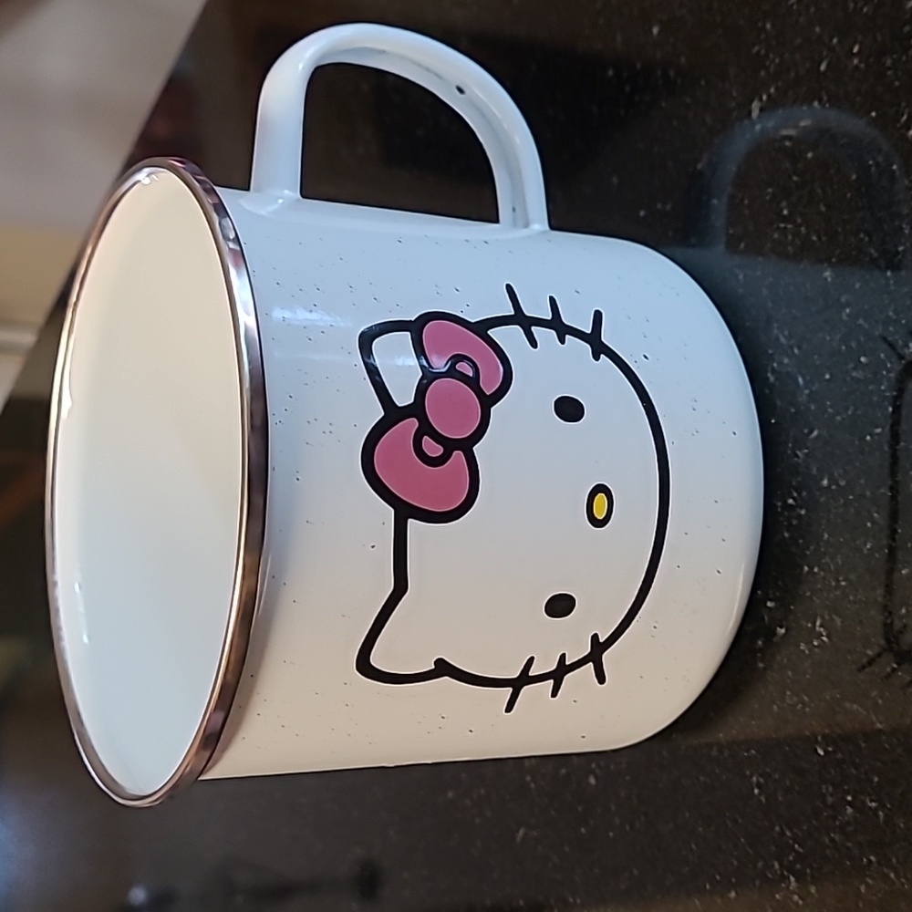 Hello Kitty Metal Mug